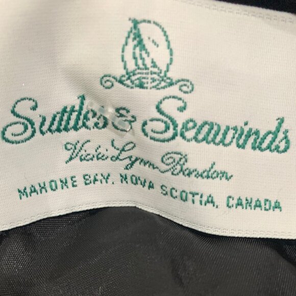 VINTAGE SUTTLES & SEAWINDS FLORAL PRINT VESTS SIZE L - Picture 9 of 9